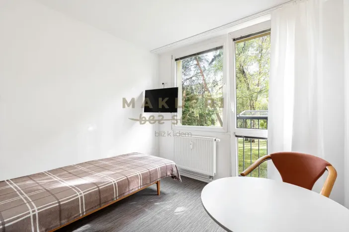 Prodej bytu 4+1, Praha - Kobylisy, Šimůnkova, 77 m2