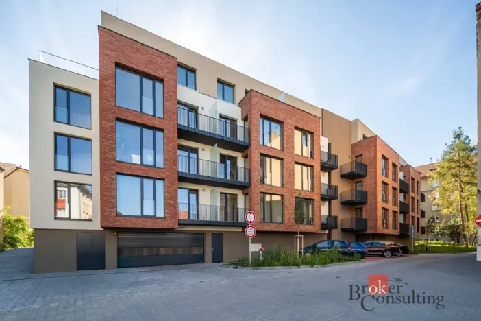 Pronájem bytu 2+kk, Hradec Králové, Na Střezině, 48 m2
