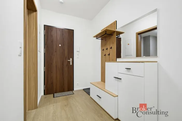Pronájem bytu 2+kk, Hradec Králové, Na Střezině, 48 m2