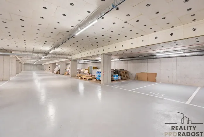 Pronájem bytu 1+kk, Praha - Kbely, Mladoboleslavská, 30 m2