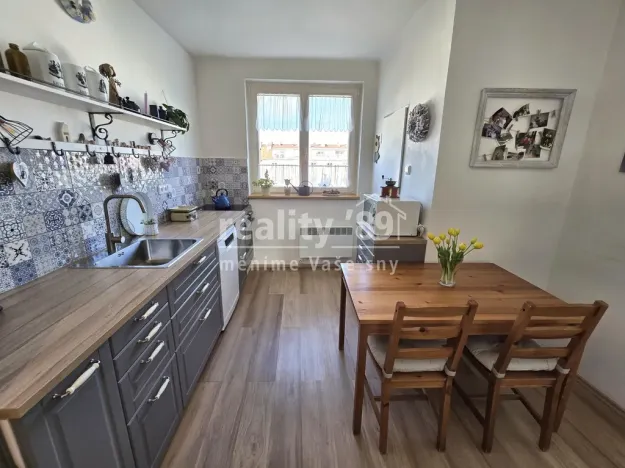 Prodej bytu 3+1, Praha - Žižkov, Biskupcova, 74 m2
