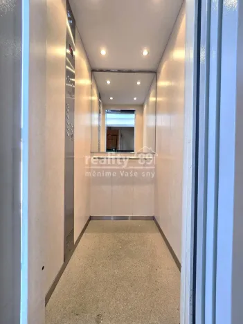 Prodej bytu 3+1, Praha - Žižkov, Biskupcova, 74 m2