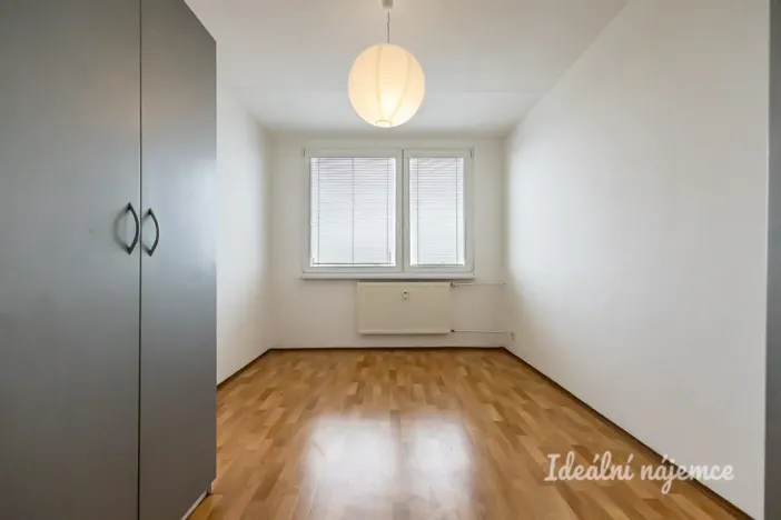 Pronájem bytu 2+kk, Praha - Čakovice, Cukrovarská, 40 m2