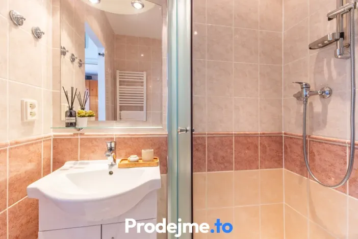 Prodej bytu 3+1, Třebíč, Okružní, 68 m2