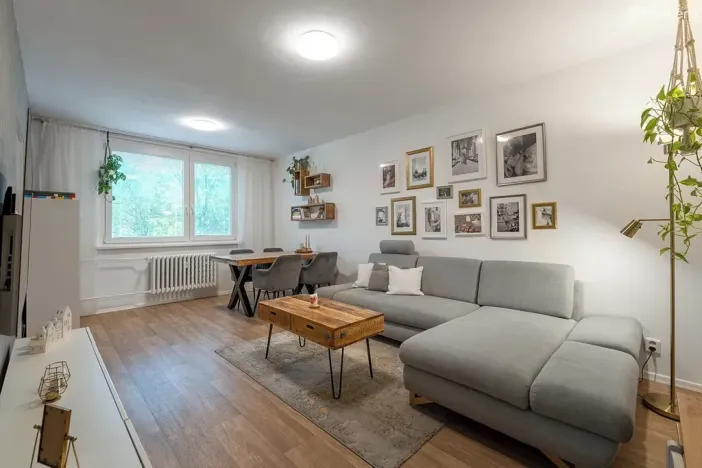 Prodej bytu 2+1, Mokrá-Horákov, 61 m2