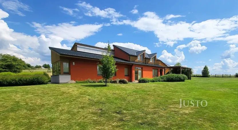 Prodej rodinného domu, Čížová, 346 m2
