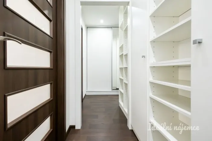Pronájem bytu 2+kk, Praha - Horní Měcholupy, Boloňská, 43 m2