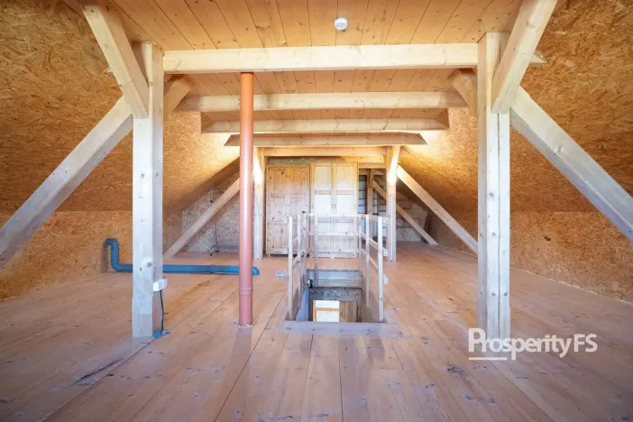 Prodej rodinného domu, Brniště - Hlemýždí, 200 m2