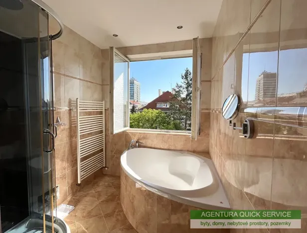 Pronájem bytu 4+kk, Praha - Vinohrady, náměstí Jiřího z Lobkovic, 150 m2