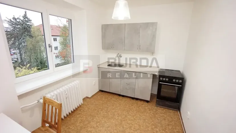 Pronájem bytu 1+1, Neratovice, 30 m2