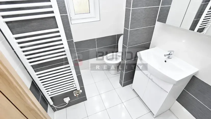 Pronájem bytu 2+1, Neratovice, 54 m2