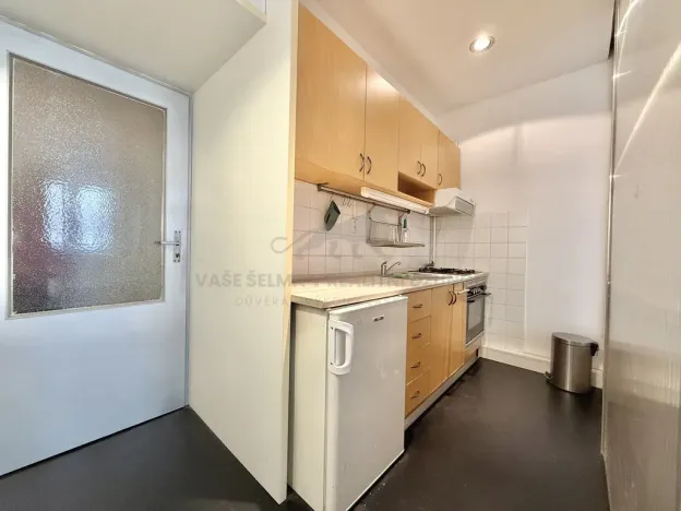 Pronájem bytu 1+kk, Praha - Strašnice, Za poštou, 32 m2