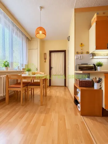 Prodej bytu 3+1, Vsetín, Okružní, 62 m2