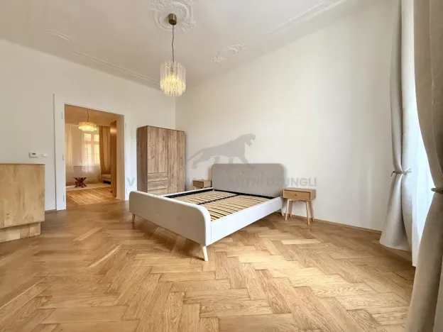 Pronájem bytu 2+kk, Praha - Karlín, Karlínské náměstí, 50 m2