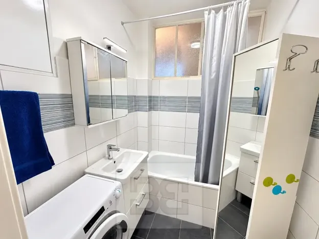 Pronájem bytu 4+kk, Praha, 99 m2