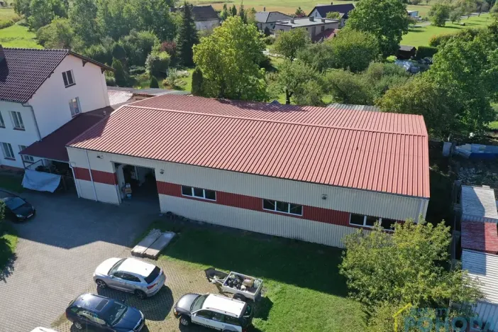 Pronájem výrobních prostor, Radhošť, 450 m2