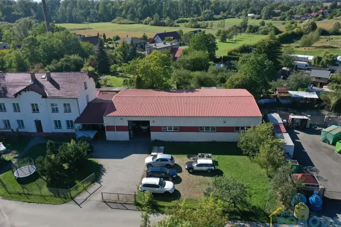 Pronájem výrobních prostor, Radhošť, 450 m2