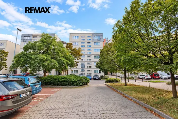 Prodej bytu 1+kk, Praha - Strašnice, Názovská, 35 m2