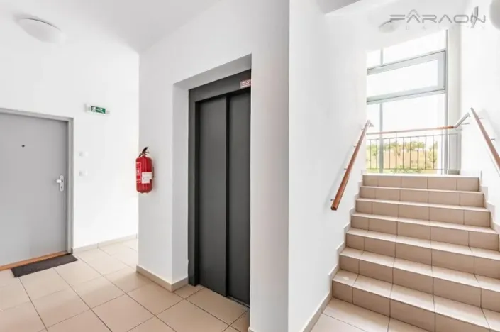Prodej bytu 2+kk, Praha - Hrdlořezy, Nad Smetankou, 70 m2
