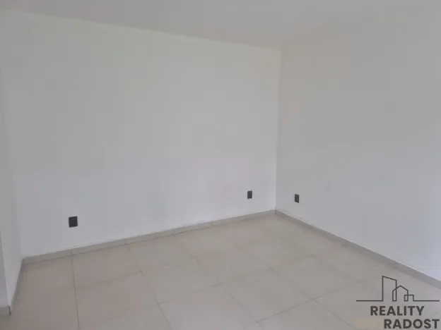 Pronájem bytu 1+1, Valtice, Lázeňská, 33 m2