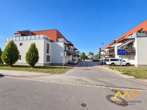 Pronájem bytu 2+kk, Hradec Králové - Svobodné Dvory, K Meteoru, 59 m2