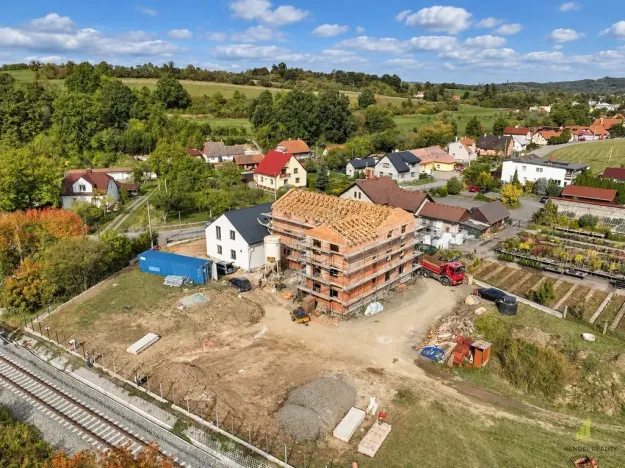 Prodej bytu 2+kk, Krhová, Hlavní, 72 m2