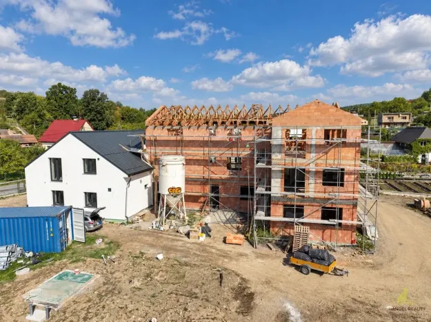 Prodej bytu 2+kk, Krhová, Hlavní, 72 m2