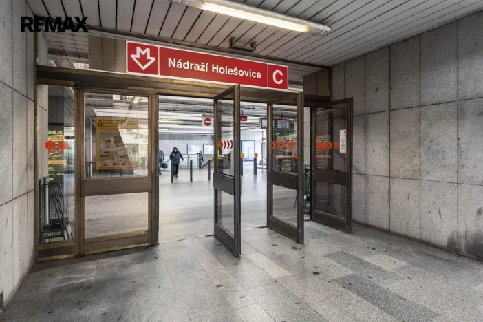 Prodej bytu 1+kk, Praha - Holešovice, U průhonu, 27 m2