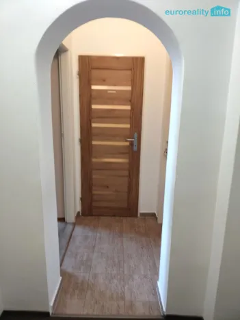 Prodej bytu 3+1, Dalovice, Borská, 73 m2
