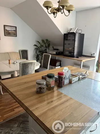 Prodej vícegeneračního domu, Hradec Králové, Všehrdova, 260 m2