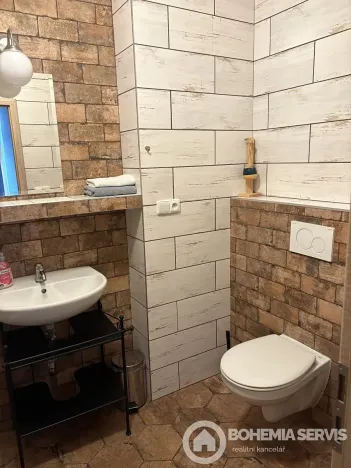 Prodej vícegeneračního domu, Hradec Králové, Všehrdova, 260 m2