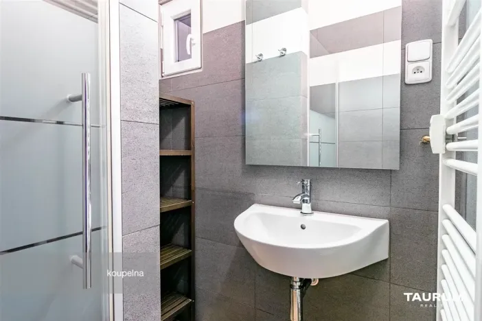 Pronájem bytu 2+1, Praha - Košíře, Starokošířská, 67 m2
