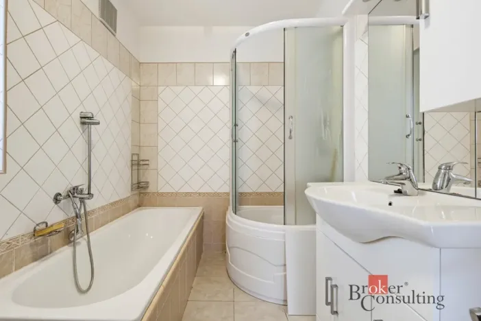 Prodej rodinného domu, Vlastislav, 262 m2