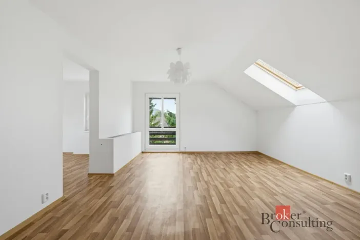 Prodej rodinného domu, Vlastislav, 262 m2