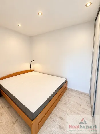 Prodej bytu 2+kk, Praha - Háje, Brechtova, 30 m2