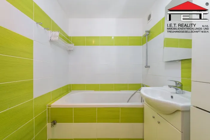 Prodej bytu 3+1, Brno - Řečkovice, Horácké náměstí, 69 m2