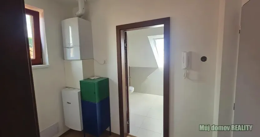 Pronájem bytu 2+kk, Praha - Radotín, Matějovského, 50 m2