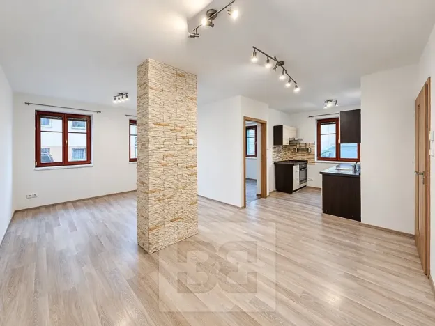 Pronájem bytu 2+kk, Jablonec nad Nisou, SNP, 46 m2