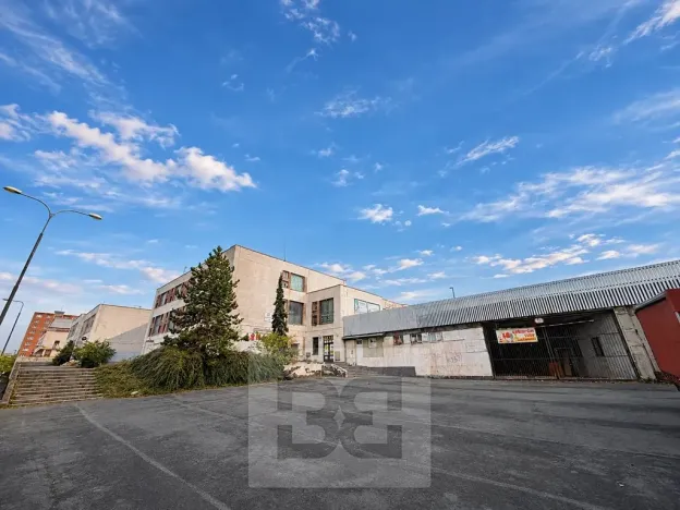 Prodej obchodního prostoru, Chomutov, Zahradní, 14070 m2
