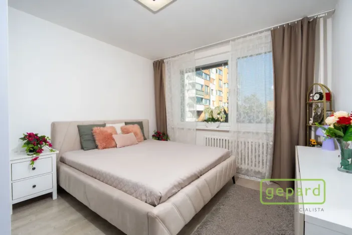 Prodej bytu 3+1, Praha - Chodov, Bachova, 72 m2
