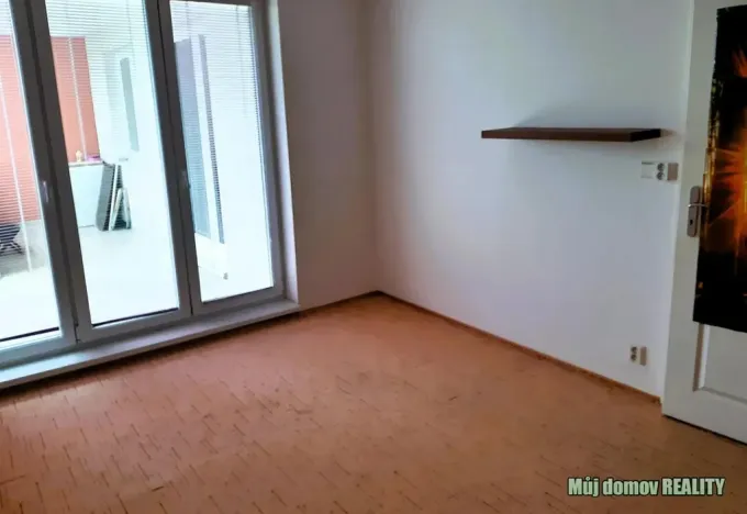 Pronájem bytu 2+kk, Praha - Záběhlice, Mattioliho, 56 m2