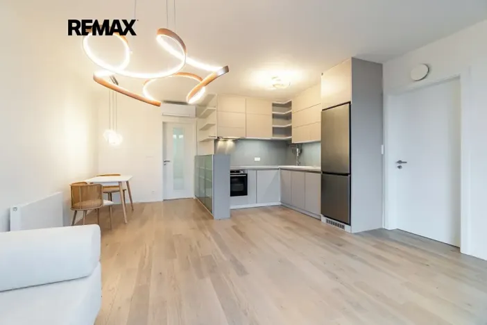 Pronájem bytu 2+kk, Praha - Břevnov, Radimova, 65 m2