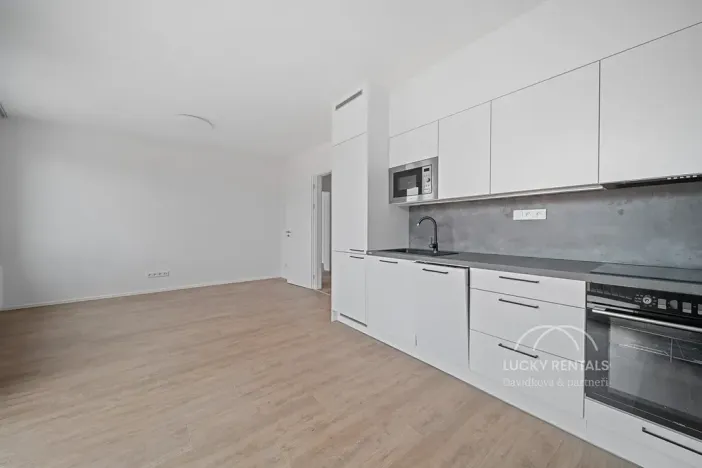 Pronájem bytu 1+kk, Praha - Chodov, Líbalova, 32 m2