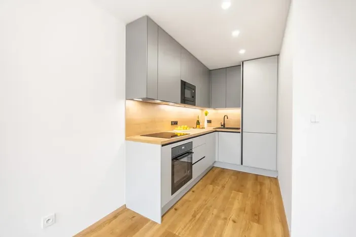 Prodej bytu 2+kk, Praha - Střížkov, Šluknovská, 40 m2