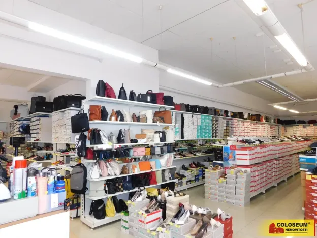 Prodej činžovního domu, Znojmo, 1700 m2