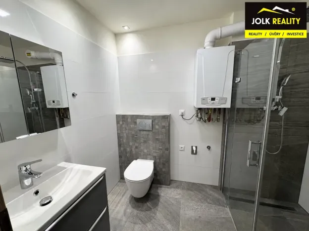 Pronájem bytu 1+kk, Opava, Krnovská, 30 m2