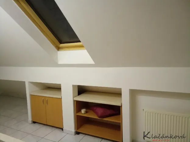Prodej bytu 1+kk, Babice, 29 m2