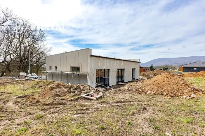Prodej rodinného domu, Košťany, K zámku, 146 m2