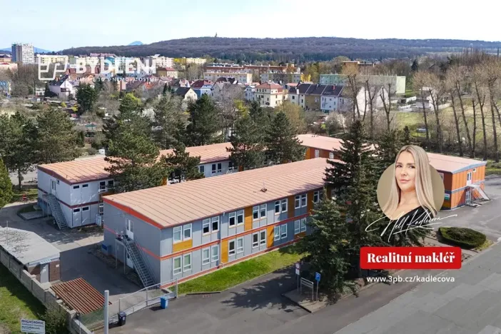 Pronájem kanceláře, Teplice, Tolstého, 2109 m2