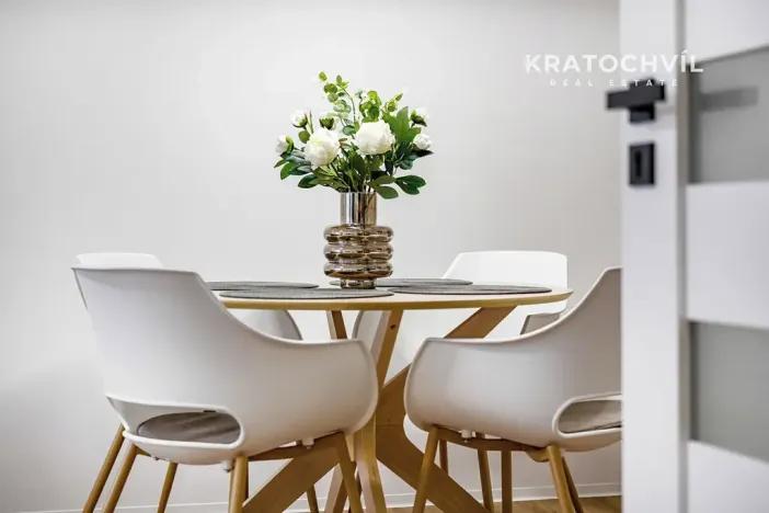 Pronájem bytu 2+kk, Vestec, U Strouhy, 41 m2